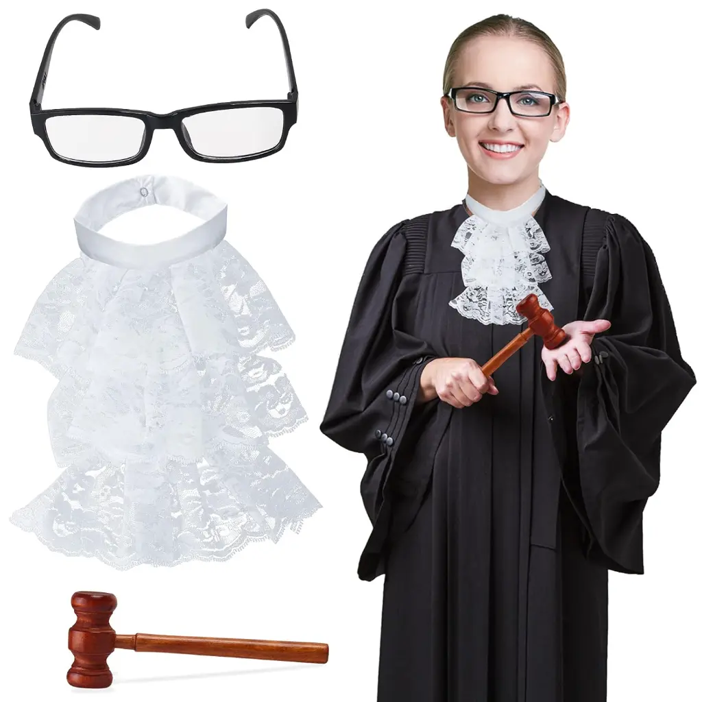 judge-costume-1.webp