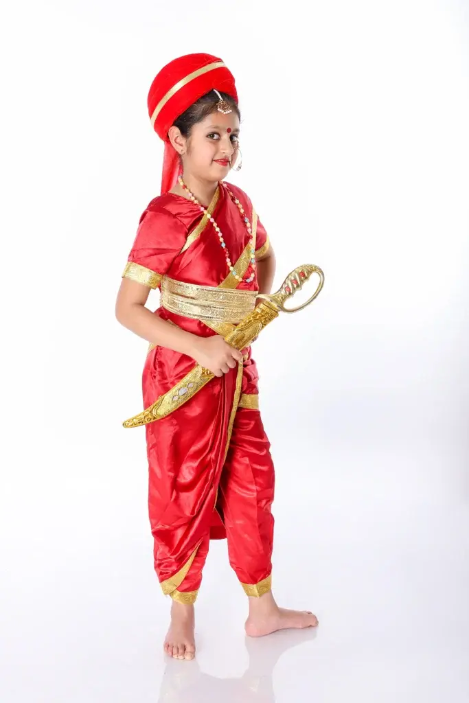 Jhansi-Ki-Rani-Laxmi-Bai-Costume-3.webp