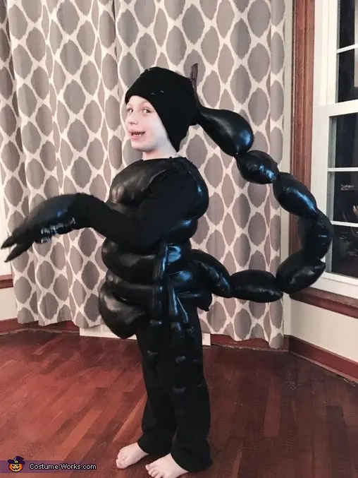 black-scorpion-1.webp