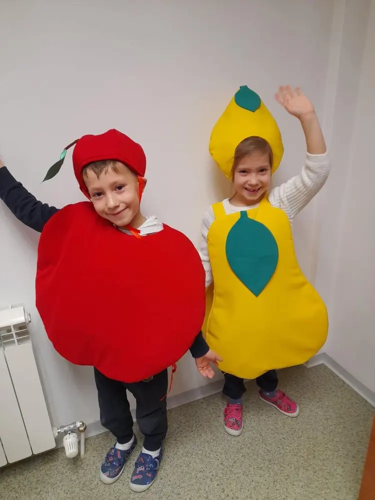 red-cherry-costume-3.webp